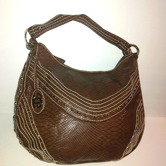 L@@K! Beautiful NWOT red by Marc Ecko Large Studded Round slouch hobo - Picture 9 of 16